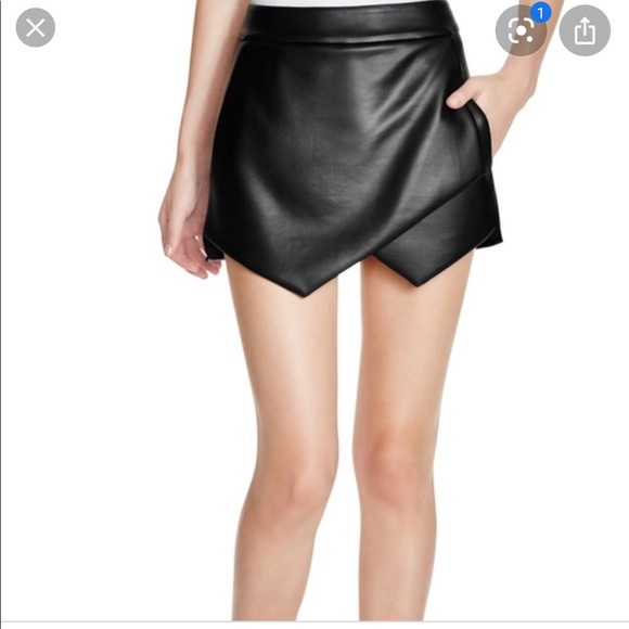Express Dresses & Skirts - Express Leather envelope skort